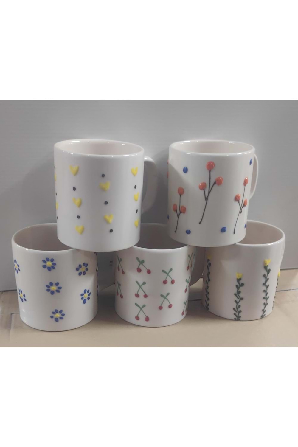 KARIŞIK ÇİÇEK FİGÜRLÜ KUPA BARDAK EL DEKORLU (1*24)